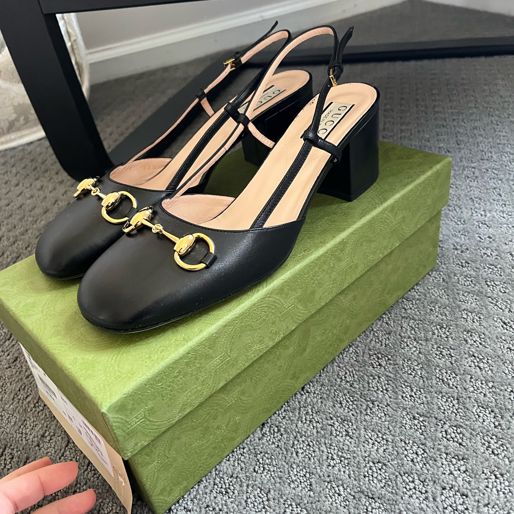 Gucci Black Leather Slingback Pumps With Gold Horsebit